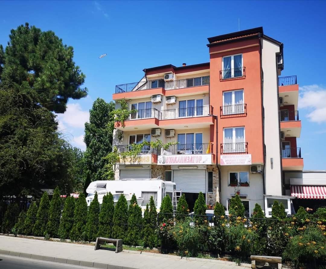 Respekt Guest House Napospart Kültér fotó