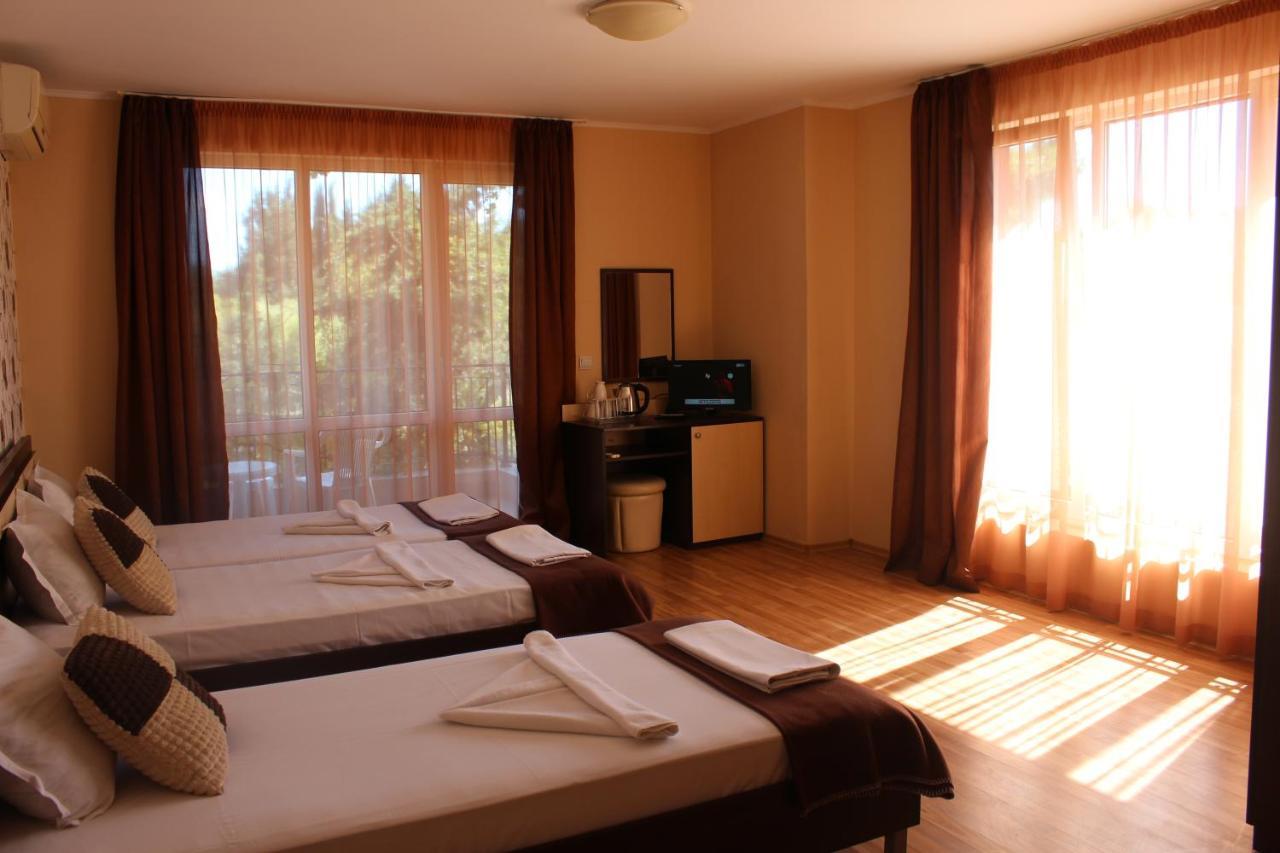 Respekt Guest House Napospart Kültér fotó