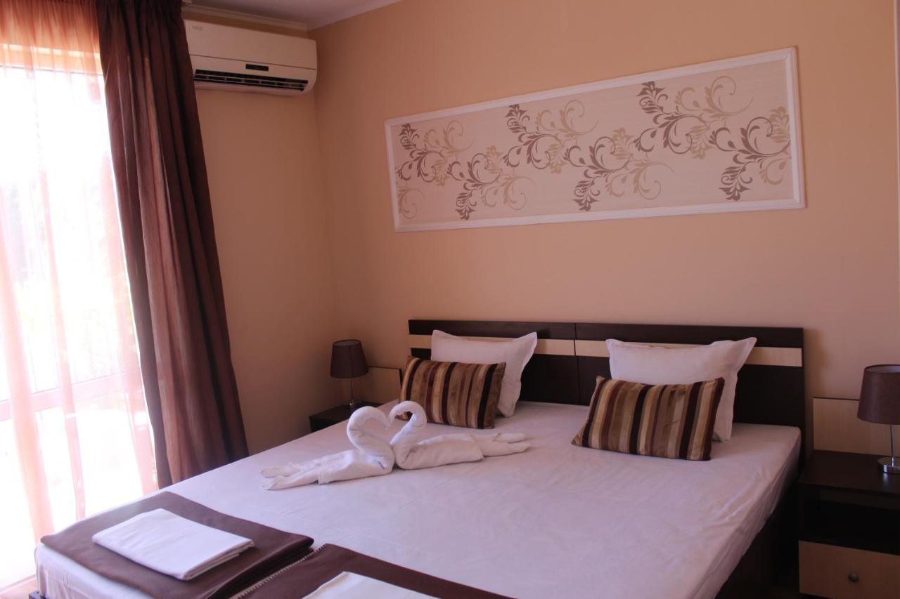 Respekt Guest House Napospart Kültér fotó