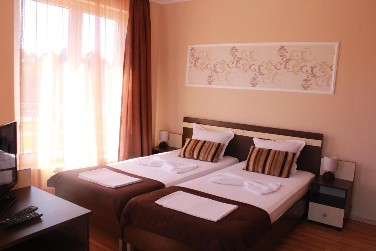 Respekt Guest House Napospart Kültér fotó