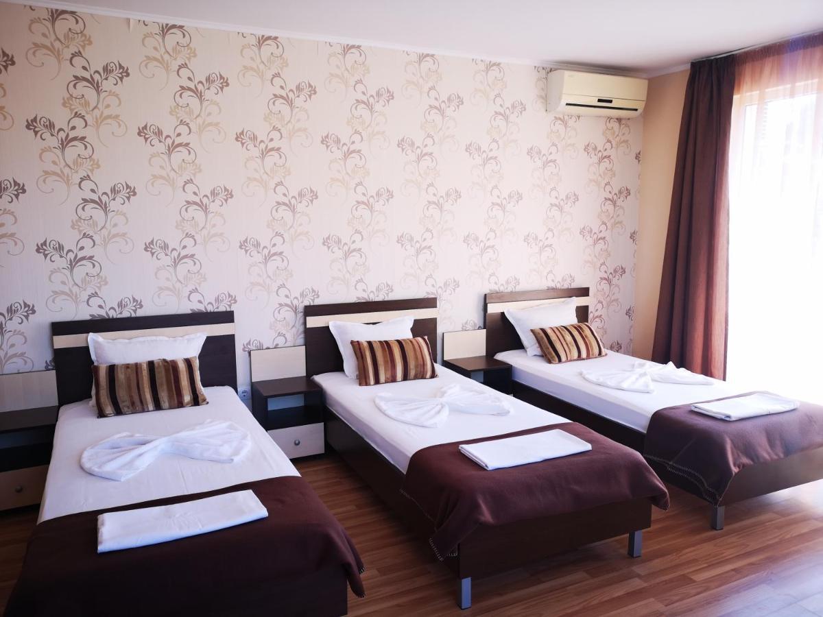 Respekt Guest House Napospart Szoba fotó