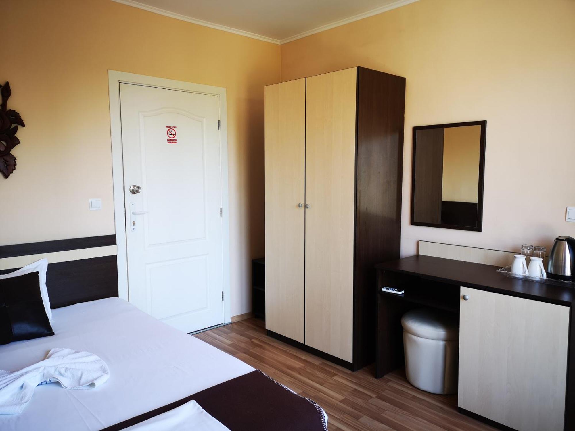 Respekt Guest House Napospart Szoba fotó