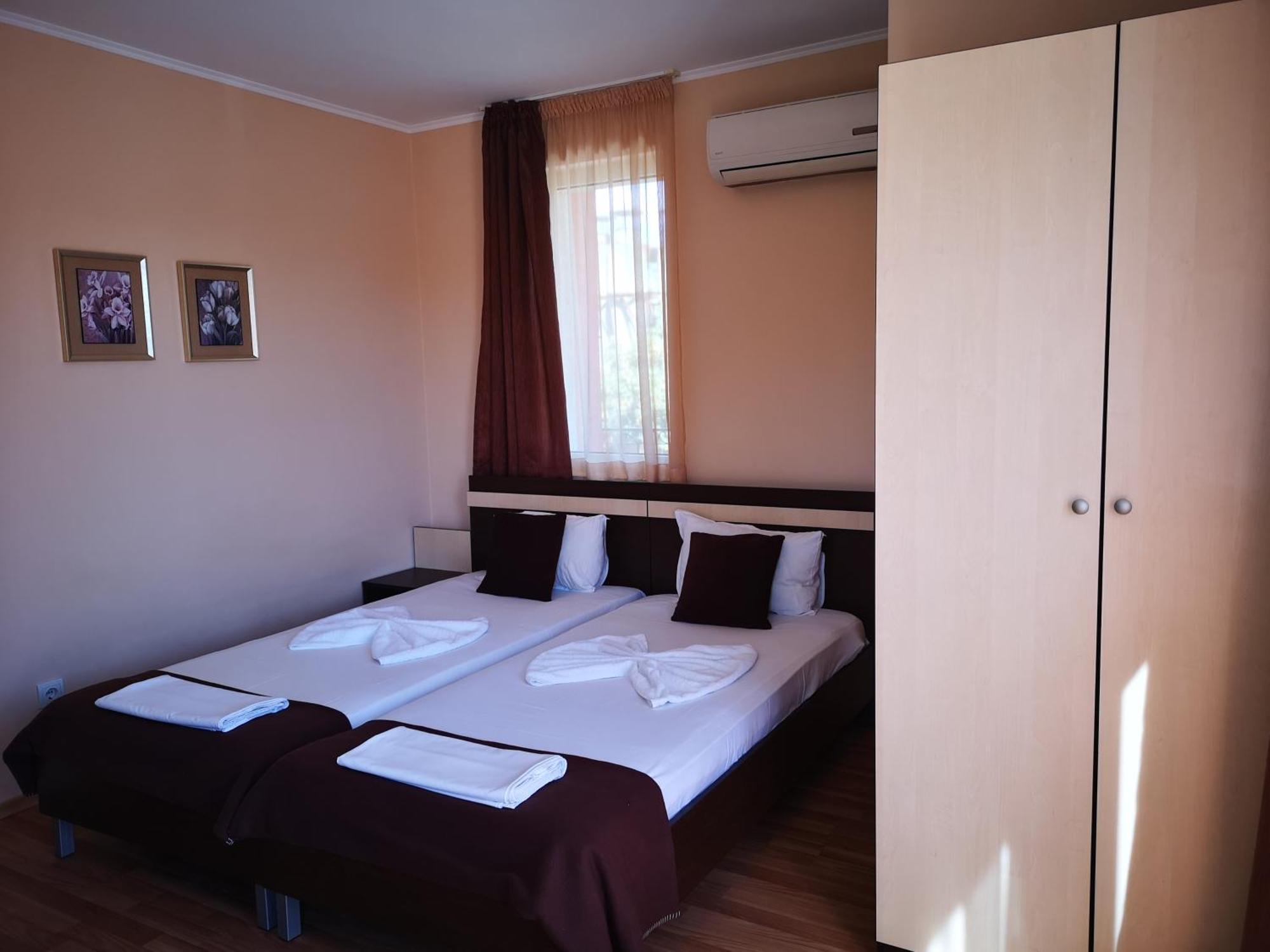 Respekt Guest House Napospart Szoba fotó